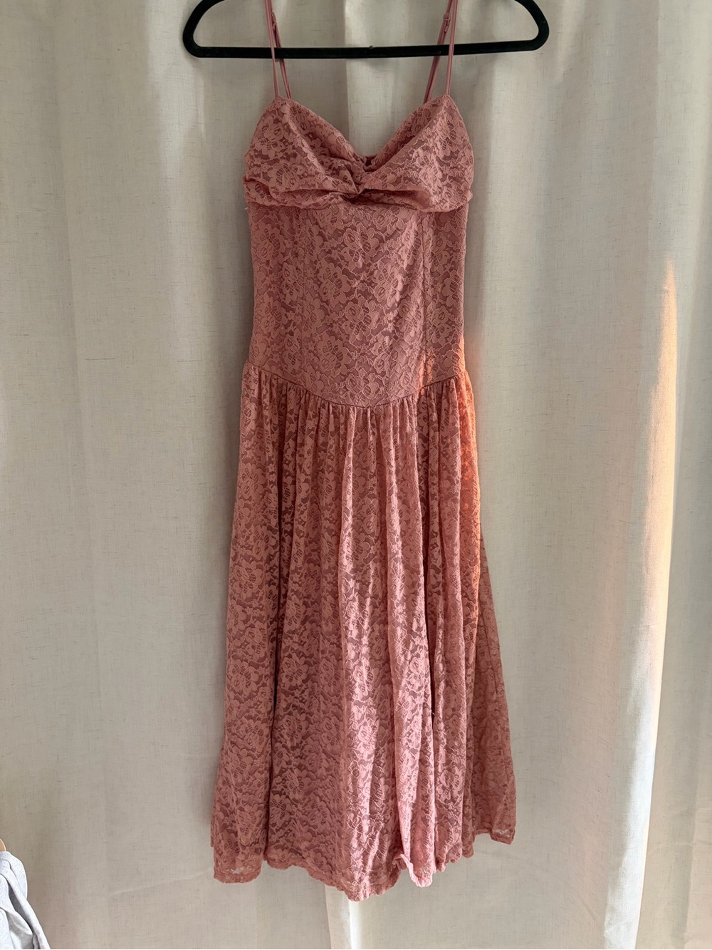 Dusty Pink Lace Midi Dress